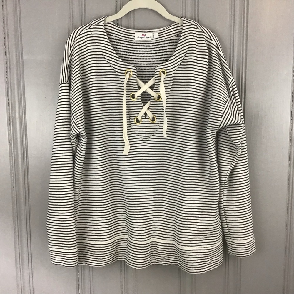 Vineyard Vines Tie Sweatshirt